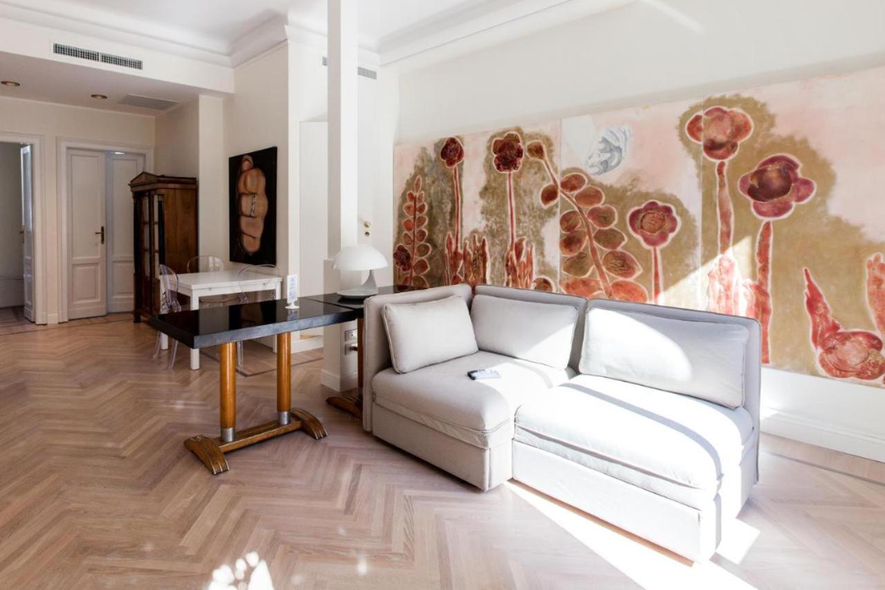 Appartamento 2 Bagni E - House Of Art Center *